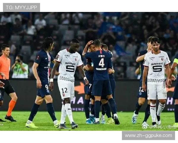 巴黎圣日耳曼欧冠失利后，联赛客场对阵里昂力争反弹